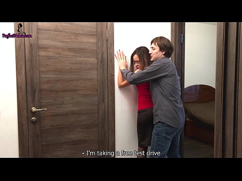 ❤️ Onye na-ahụ maka sexy na-akụ ọtụ ya n'ụzọ anụ ahụ mgbe ọ na-ere ụlọ ya - Krempai ❤️❌  Mmekọahụ  ☑